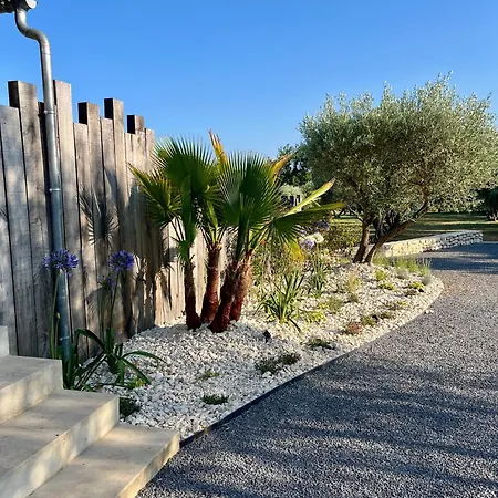 Vila Opaline Issirac