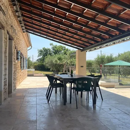 Opaline Дом отдыха