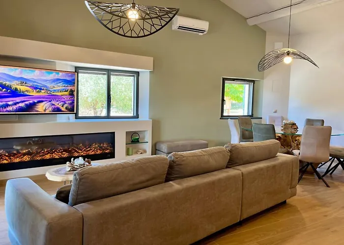 Opaline Дом отдыха Issirac